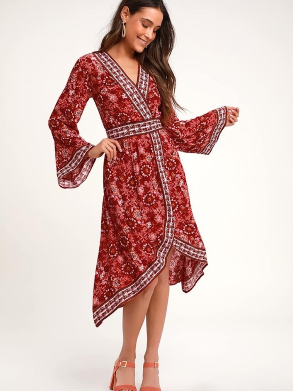 Lulu’s NWT Daydream Red Floral Print Bell Sleeve Dress Size Small